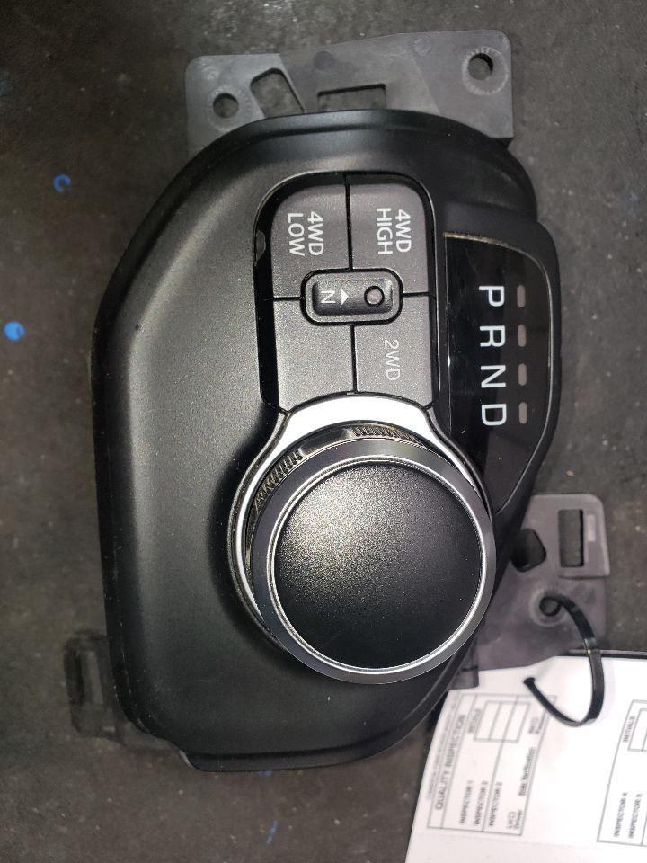 2020 RAM 2500 AUTOMATIC TRANSMISSION SHIFT CONTROLS. PART NUMBER 68378093AF