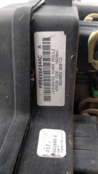 2005 DODGE RAM 1500 FUSE BOX. PART NUMBER 05026033AB