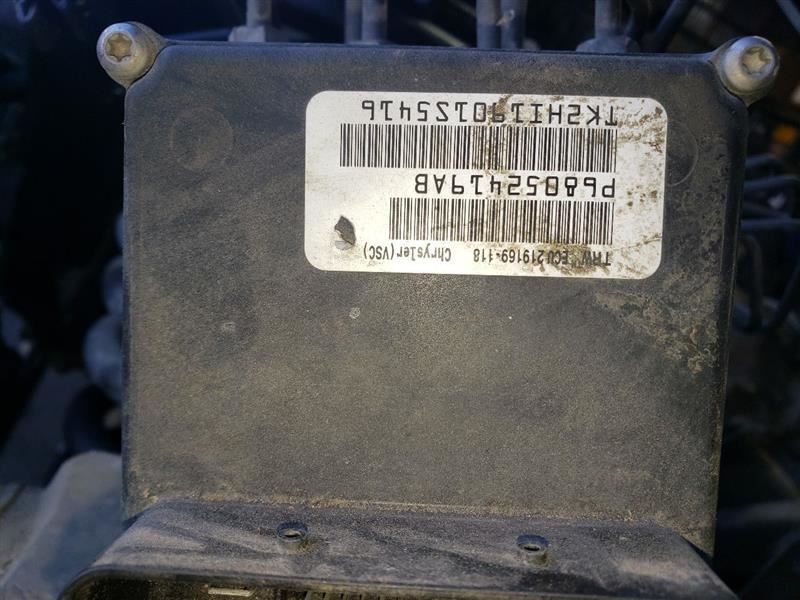 2012 DODGE RAM2500 ABS UNIT. PART NUMBER 68052419AB