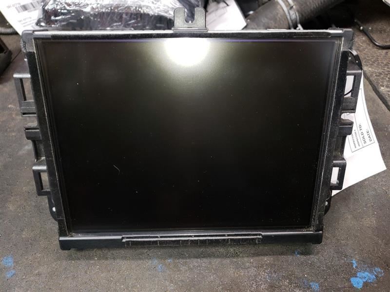 2015 RAM3500 MULTI-MEDIA RADIO. PART NUMBER 68238619AE