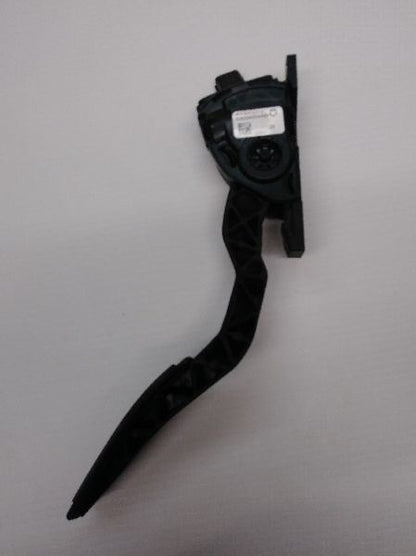 2008 DODGE RAM3500 ACCELERATOR PEDAL WITH TPS. PART NUMBER 53034004AB