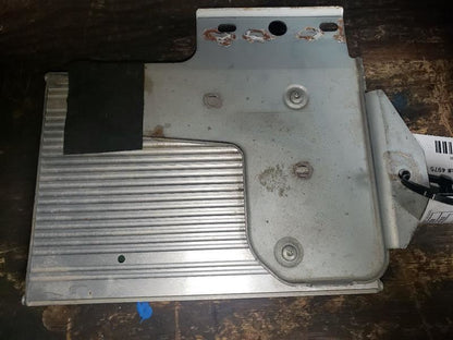 2005 RAM3500 RADIO AMPLIFIER. PART NUMBER 56046001AG