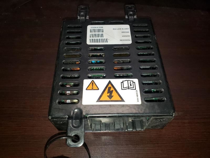 2020 DODGE RAM2500 POWER INVERTER. PART NUMBER 68302053AE