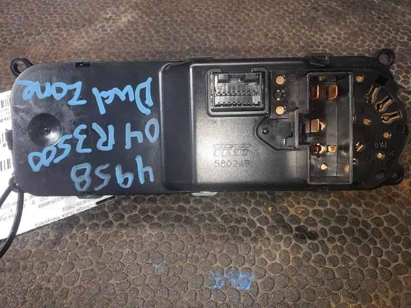 2004 DODGE RAM3500 DUAL ZONE TEMP CONTROLLER. PART NUMBER 55056323AD