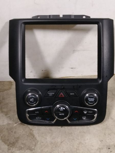 2014 DODGE RAM1500 AC/HEATER CONTROLS. PART NUMBER 1UJ97DX9AC