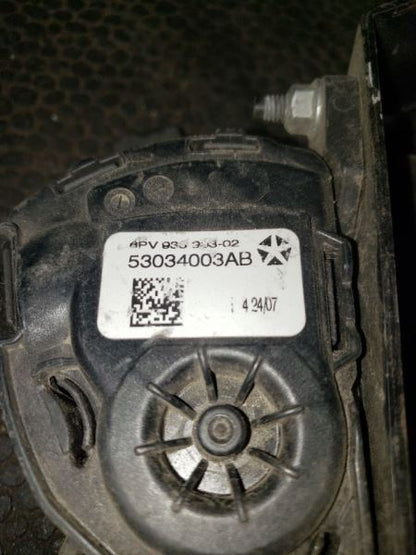 2007 DODGE RAM1500 ACCELERATOR PEDAL WITH TPS. PART NUMBER 53034003AB