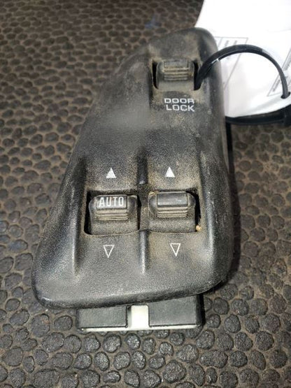 1999 DODGE RAM1500 QUAD CAB MASTER WINDOW SWITCH. PART NUMBER 56021912AB