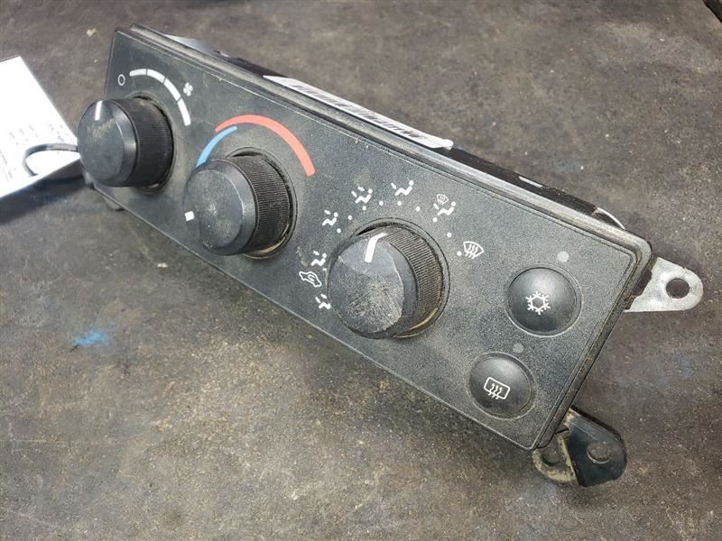 2006 DODGE RAM2500 AC TEMP CONTROLS. PART NUMBER 55056755AB