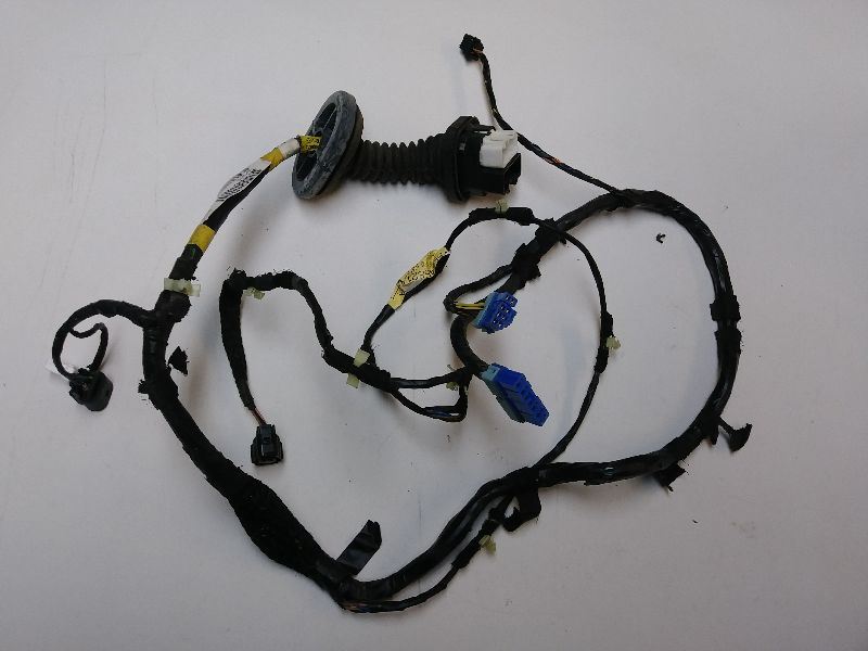 2002 DODGE RAM1500 DRIVER SIDE FRONT DOOR WIRE HARNESS. PART NUMBER 56045821AD